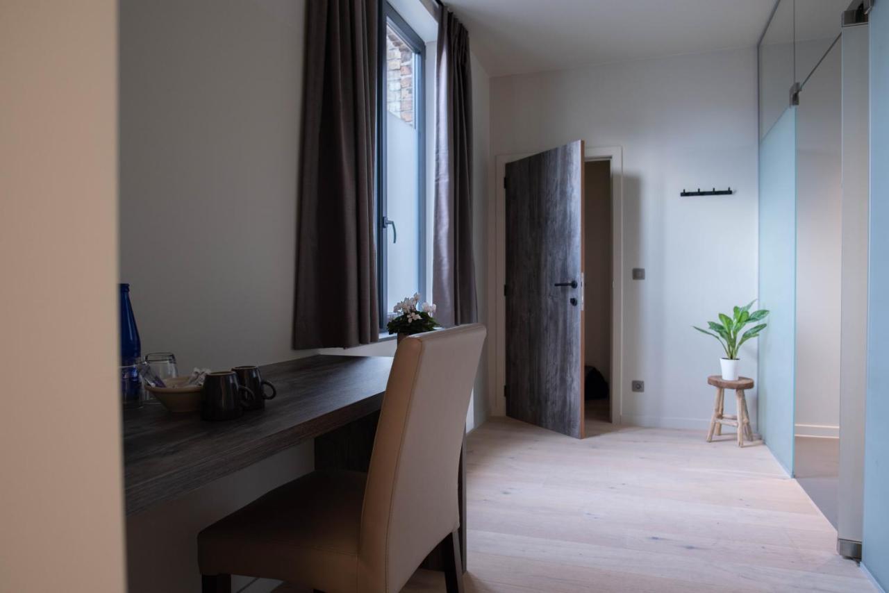 'T Ponton Bed & Breakfast Nieuwpoort Ngoại thất bức ảnh